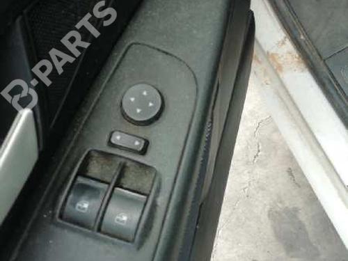 left-front-window-switch-fiat-grande-punto-199_-735423371-2-teclas-2005-11037187 main image