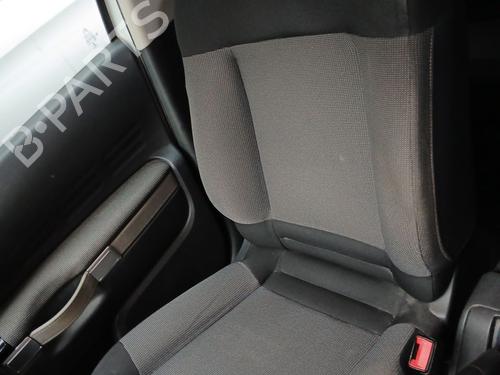 Sæde højre fortil CITROËN C4 CACTUS 1.2 THP 110 (110 hp) 31020426