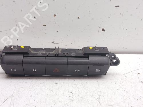 ferdsskriver-dacia-spring-2020-33021097 main image