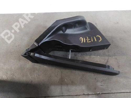 Pedal MERCEDES-BENZ E-CLASS (W213) E 220 d (213.004) (163 hp) 6951381