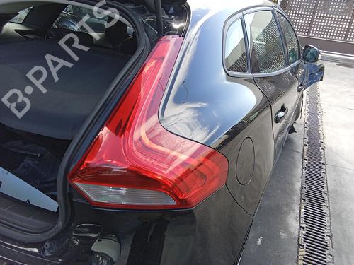 right-taillight-volvo-v40-hatchback-525-2012-2013-2014-2015-2016-2017-2018-2019-40194830 main image