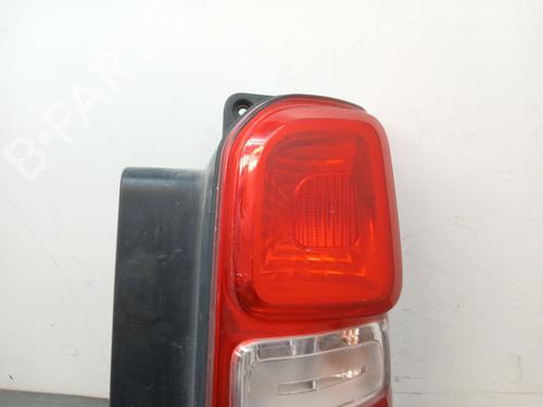 Right taillight PEUGEOT EXPERT Bus (V_) 2.0 BlueHDi 150 | BP28143690C35 