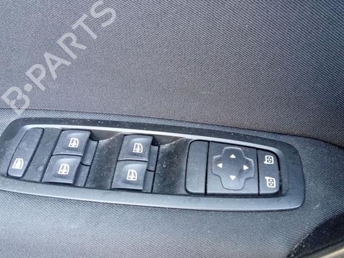 Used Left front window switch Left front window switch RENAULT MEGANE IV Hatchback (B9A/M/N_) 1.5 Blue dCi 95 (B9A2, B9A6) (95 hp) 39994680 39994680