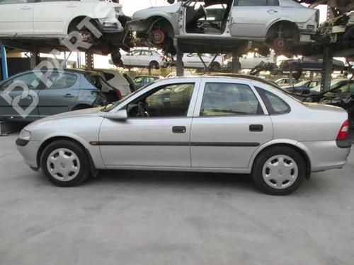 Left headlight OPEL VECTRA B (J96) 1.6 i 16V (F19) | BP2398532C28 