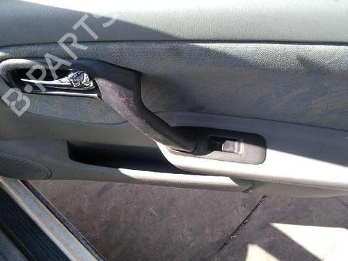 Left front window switch NISSAN PRIMERA (P11)  | BP3022247I27 