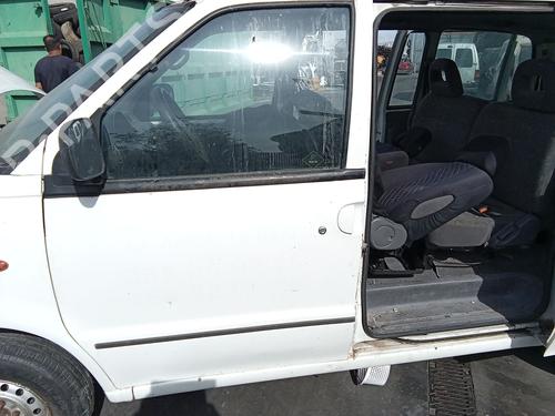 Used Left front door Left front door 39514339 39514339