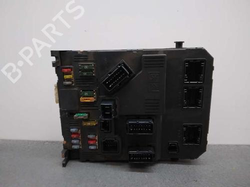 Used Fuse box PEUGEOT 407 (6D_) [2004-2011]  16585557