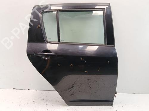 right-rear-door-suzuki-swift-iii-mz-ez-2005-37585156 main image