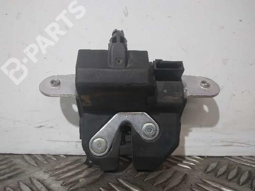 Used Tailgate lock OPEL CORSA E (X15) 1.3 CDTI (08, 68) (75 hp) 10729260