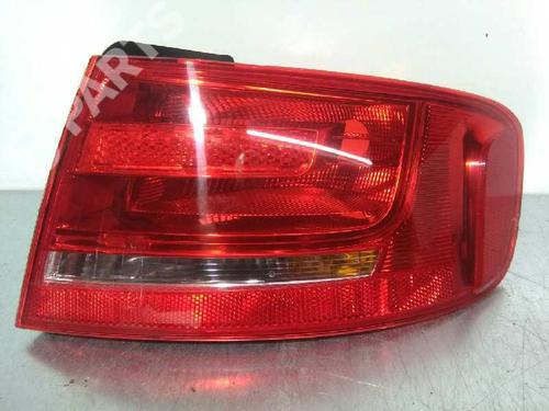 Farolim direito AUDI A4 B8 (8K2) 1.8 TFSI (160 hp) 12179962