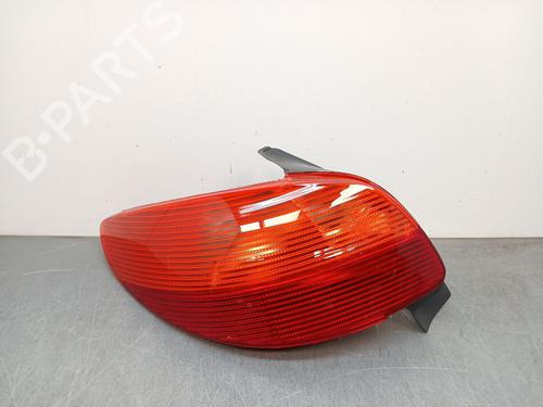 Used Left taillight PEUGEOT 206 Hatchback (2A/C) [1998-2012]  28360420