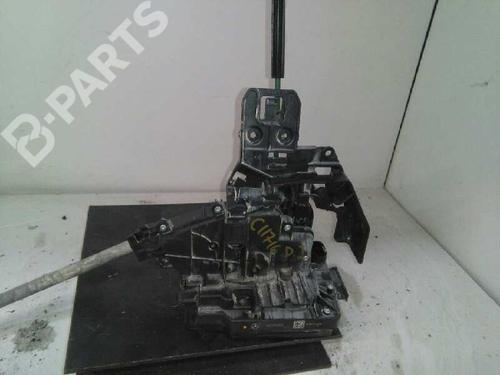 Serrure avant gauche MERCEDES-BENZ E-CLASS (W213) E 220 d (213.004) (163 hp) 6951366