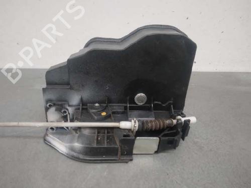 Front right lock BMW 1 (E81) 118 d (143 hp) 13554022