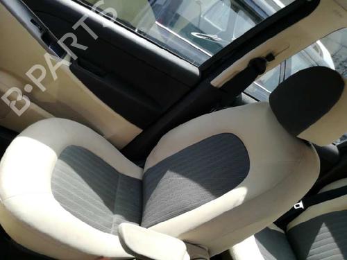 Used Right front seat LANCIA MUSA (350_) 1.9 D Multijet (350.AXC1A) (101 hp) 13407815