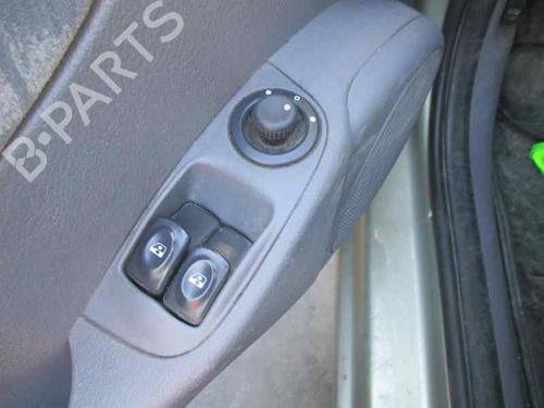 ECU airbags RENAULT MEGANE I Classic (LA0/1_) 1.6 16V (LA00, LA04, LA0B, LA11, LA16, LA19, LA1J, LA1K,... | BP2411283M53 