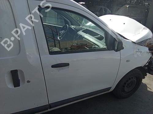 Used Right front door Right front door 38311114 38311114