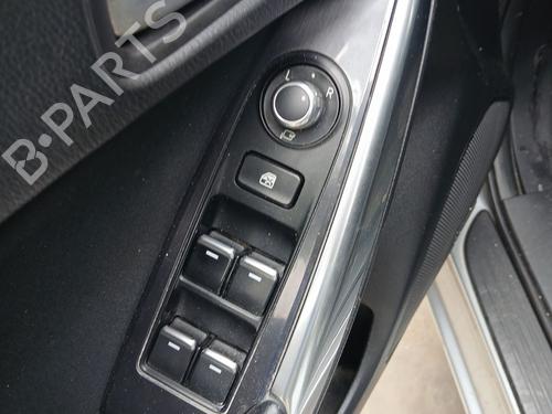 Used Left front window switch MAZDA 6 Saloon (GJ, GL) 2.2 D (GJ2FP) (150 hp) 27296231