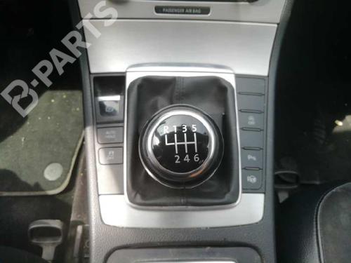Front right lock VW PASSAT B7 Variant (365) 2.0 TDI | BP10966791C97  - Image 31