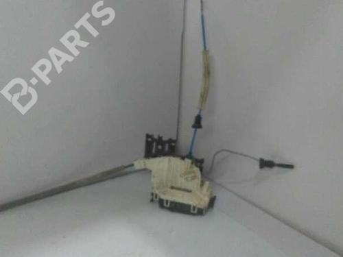 Rear left lock MERCEDES-BENZ GLA-CLASS (X156) GLA 200 CDI / d (156.908) A2047302735 | 3 | PINS