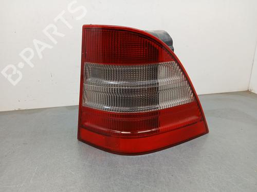 Used Right taillight MERCEDES-BENZ M-CLASS (W163) ML 270 CDI (163.113) (163 hp) 28357520