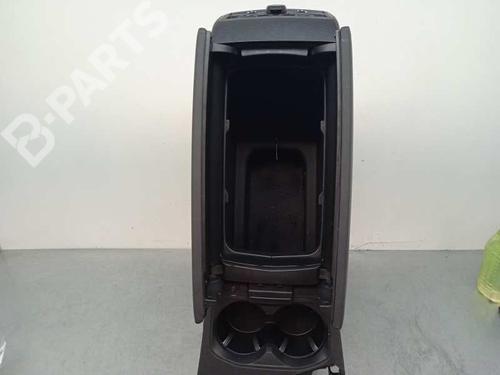 Armrest / Center console PEUGEOT 3008 II SUV (MC_, MR_, MJ_, M4_) 1.2 THP/ PureTech 130 (MRHNSM, MRHNSU, MRHNSJ, MRHNYW,... | BP9233105I20 