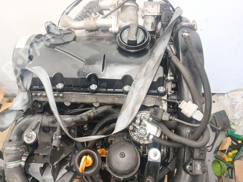 Moteur SKODA SUPERB I (3U4) 1.9 TDI (115 hp) 31832690