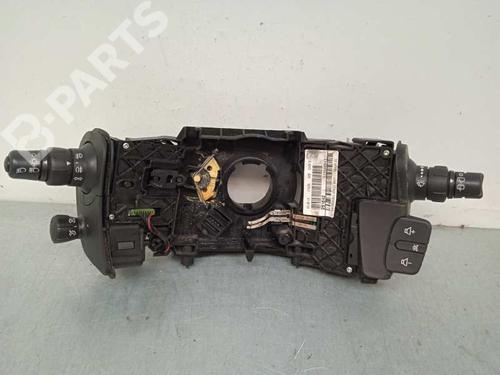 Used Switch RENAULT SCÉNIC II (JM0/1_) 1.5 dCi (JM1E, JM16) (106 hp) 8194906
