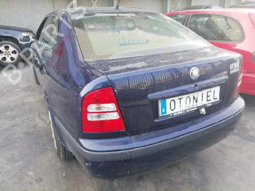 Left taillight SKODA OCTAVIA I (1U2) 1.6 | BP4553591C34 