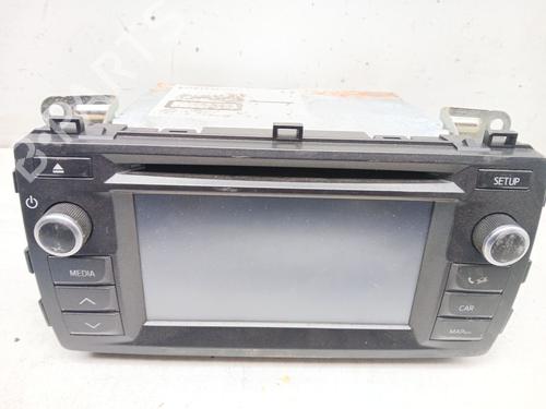 Used Radio TOYOTA AURIS Estate (_E18_) 1.8 Hybrid (ZWE186_, ZWE186R, ZWE186H) (136 hp) 24329771