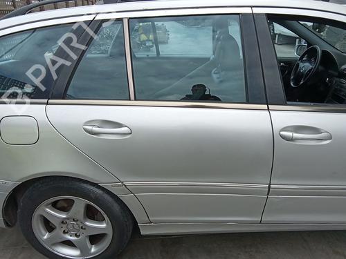 Used Right rear door Right rear door 37521826 37521826