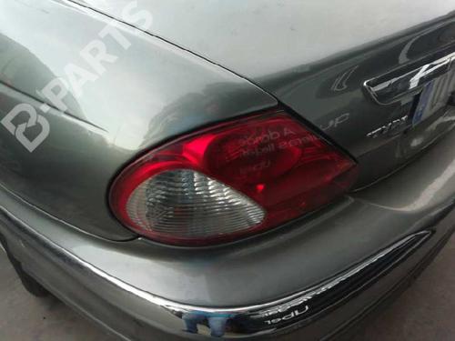 Used Left taillight JAGUAR X-TYPE I (X400) 2.0 D (130 hp) 11395489
