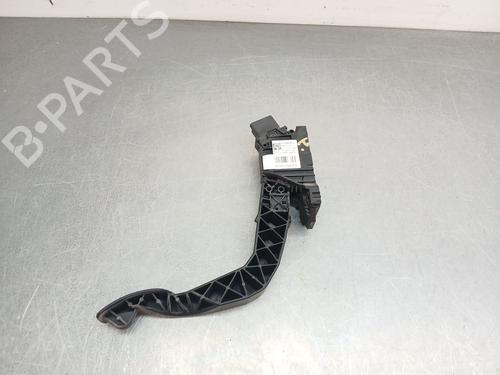 Used Pedal Pedal OPEL CORSA F (P2JO) 1.2 (68) (101 hp) 39991536 39991536