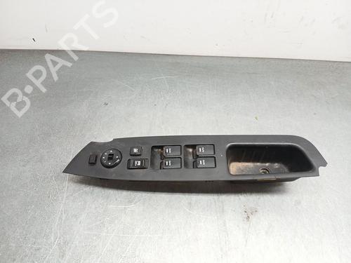 left-front-window-switch-kia-sorento-ii-xm-2009-2010-2011-2012-2013-2014-2015-2016-33021063 main image