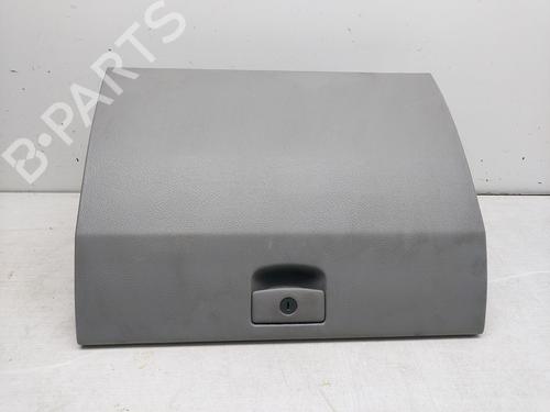 Used Glove box KIA SORENTO I (JC) 2.5 CRDi (170 hp) 19163216