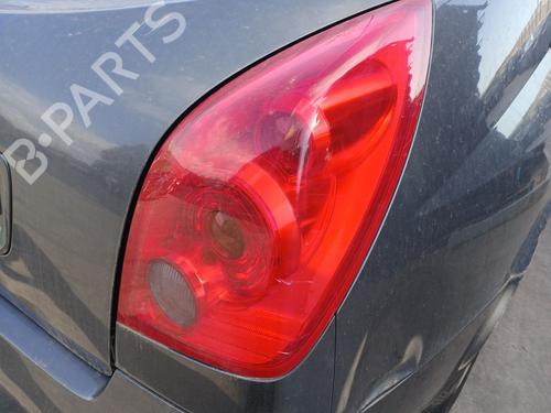 Used Right taillight NISSAN PRIMERA Hatchback (P12) 1.6 (109 hp) 29589943