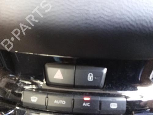 warning-switch-peugeot-208-i-ca_-cc_-2012-2013-2014-2015-2016-2017-2018-2019-2020-2021-40498036 main image