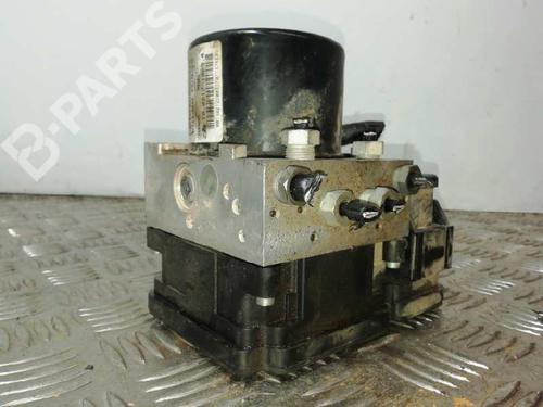 Used ABS pump VOLVO V40 Hatchback (525) [2012-2019]  9576790