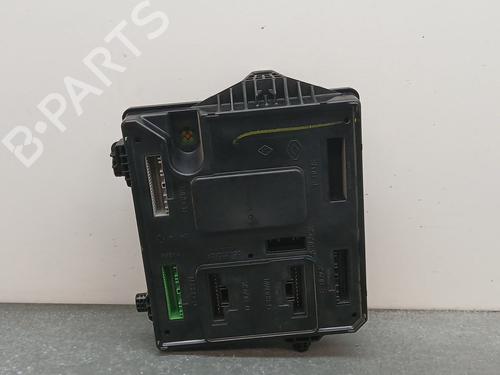 Used Fuse box RENAULT MEGANE III Hatchback (BZ0/1_, B3_) 1.5 dCi (106 hp) 20322509