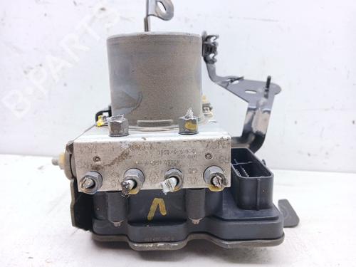 Used ABS pump RENAULT CLIO V (B7_) 1.5 Blue dCi 115 (B7AD) (116 hp) 24363458