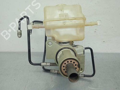 Used Brake master cylinder BMW 3 (E90) 320 d (163 hp) 8875599