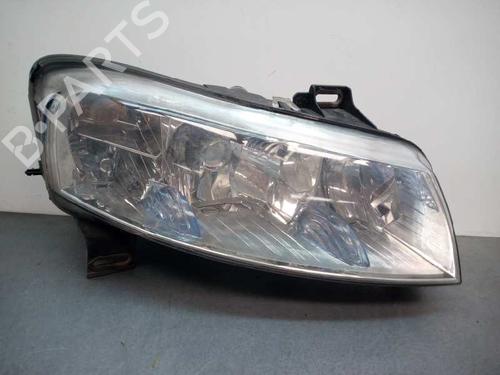 Używane Lampa przednia prawa FIAT STILO (192_) 1.9 JTD (140 hp) 18918090