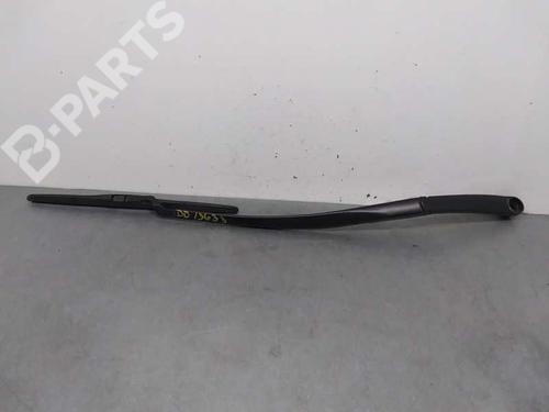 Used Front windshield wiper arm KIA XCEED (CD) 1.6 CRDi 136 (136 hp) 10560650