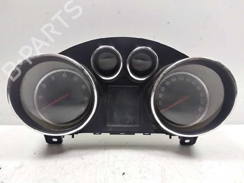 Used Instrument cluster OPEL ASTRA J (P10) [2009-2016]  13473599
