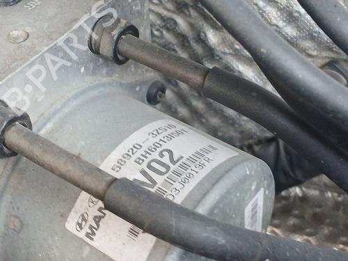 Used ABS pump HYUNDAI i40 I CW (VF) 1.7 CRDi (136 hp) 27270303