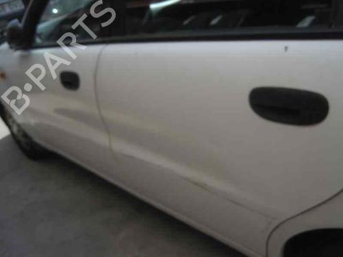 Left taillight DAEWOO LANOS (KLAT) 1.3 | BP2355313C34 