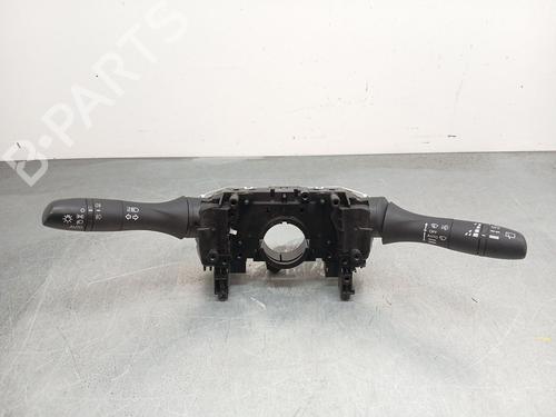 switch-nissan-qashqai-ii-j11-j11_-2013-34124506 main image