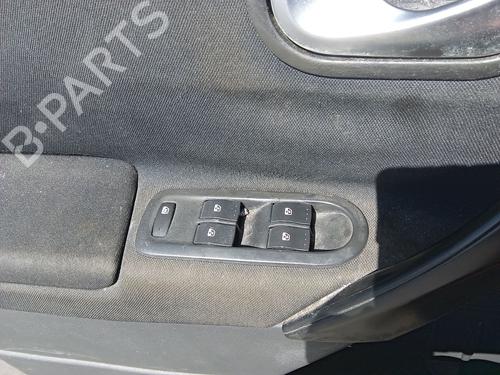 Used Left front window switch Left front window switch RENAULT MEGANE II (BM0/1_, CM0/1_) 1.4 16V (BM0B, CM0B) (98 hp) 39954925 39954925