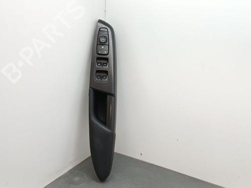 Used Left front window switch KIA SPORTAGE IV (QL, QLE) 1.7 CRDi (116 hp) 29626786