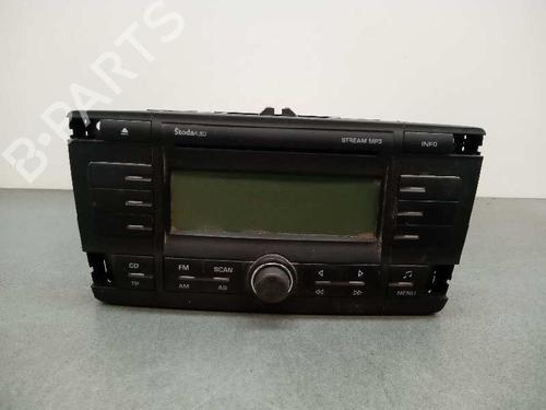 Used Radio SKODA OCTAVIA II (1Z3) 2.0 TDI RS (170 hp) 12125248