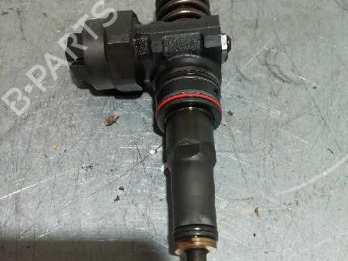 Used Injector SKODA FABIA I (6Y2) 1.9 TDI (100 hp) 6951511